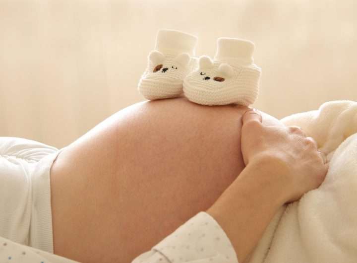 pregnant-6189040_1920